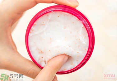 資生堂護(hù)手霜怎么樣？資生堂護(hù)手霜100g紅罐好用嗎？