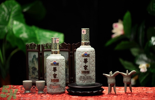 白酒和啤酒哪個更容易發(fā)胖?白酒和啤酒哪個熱量高 白酒和啤酒哪個更容易發(fā)胖?白酒和啤酒哪個熱量高