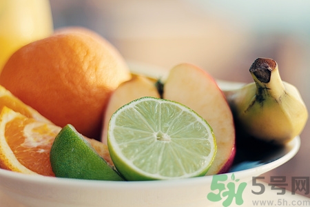 榨石榴汁要加水嗎?榨石榴汁方法介紹 榨石榴汁要加水嗎?榨石榴汁方法介紹