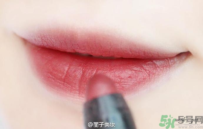 韓孝珠妝怎么化？韓孝珠韓式清新裸妝怎么化？