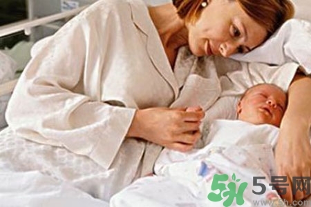 秋天怎么坐月子？秋天坐月子需要注意什么？