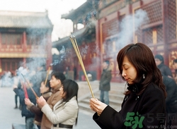 十五可以在娘家過(guò)嗎?十五在娘家過(guò)好嗎 十五可以在娘家過(guò)嗎?十五在娘家過(guò)好嗎