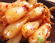 吃藠頭有什么好處?藠頭的功效與作用 吃藠頭有什么好處?藠頭的功效與作用