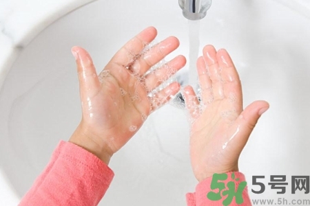用洗手液洗手好嗎？洗手液和香皂哪個洗手更好？