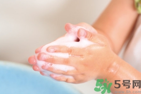 用洗手液洗手好嗎？洗手液和香皂哪個洗手更好？