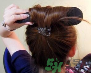 丸子頭怎么扎固定？丸子頭怎么扎不會(huì)掉