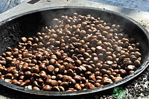 糖炒栗子涼了如何加熱？糖炒板子的做法