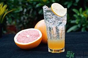 柚子能榨汁嗎？柚子和什么榨汁好喝？