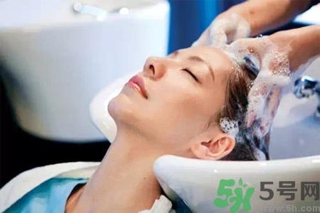 孕婦秋季洗頭多久一次？孕期洗頭一周幾次最好？