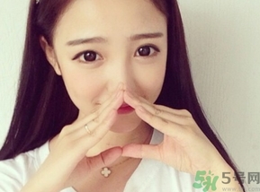 處女的下面一般有多緊?處女的下面有多大? 處女的下面一般有多緊?處女的下面有多大?