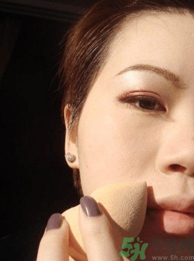 葫蘆海綿粉撲怎么用？葫蘆粉撲使用方法