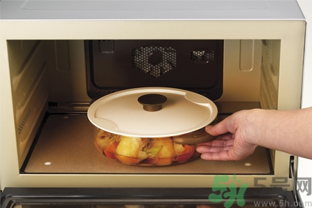 微波爐食品安全嗎？微波爐正確使用的方法是什么？