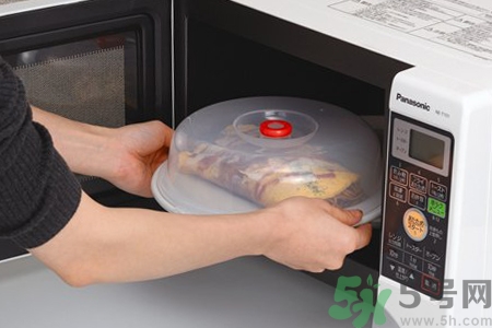 微波爐食品安全嗎？微波爐正確使用的方法是什么？