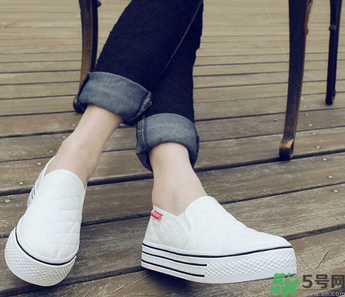 秋天穿什么鞋？秋天適合穿什么鞋？