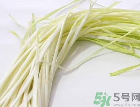 韭黃是蒜黃嗎？韭黃和蒜黃的區(qū)別？