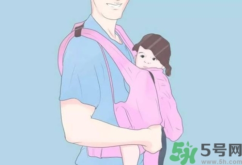 嬰兒怎么抱？嬰兒怎么抱著喂奶？