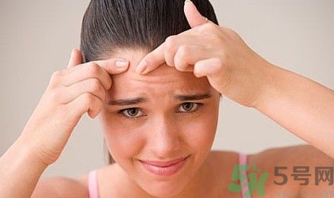 晚上要不要擦護(hù)膚品？晚上不擦護(hù)膚品好嗎？