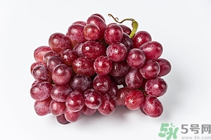 吃葡萄不吐葡萄皮好嗎？葡萄皮的功效與作用