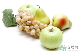 葡萄和蘋果可以一起吃嗎？葡萄和蘋果可以一起榨汁嗎？