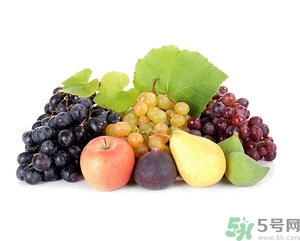 葡萄和蘋(píng)果可以一起吃嗎？葡萄和蘋(píng)果可以一起榨汁嗎？