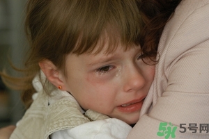 如何讓孩子不哭？孩子不哭正常嗎？
