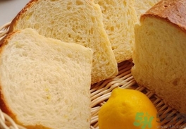 過(guò)期的面包還能吃嗎?快到期的面包可以吃嗎?