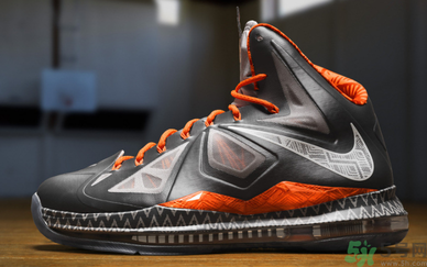 耐克鞋子怎么看型號？耐克鞋子型號怎么看？