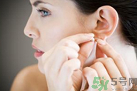 過敏體質(zhì)能打耳洞嗎？疤痕體質(zhì)可以穿耳洞嗎？