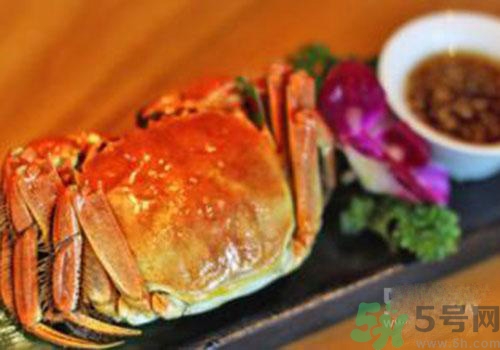 大閘蟹蒸多長時(shí)間？沒熟的大閘蟹可以吃嗎？