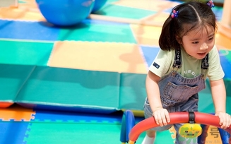 小孩皮膚黃是什么原因？小孩皮膚黃怎么辦？