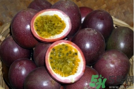 百香果的營養(yǎng)價值 百香果的作用與功效 百香果的營養(yǎng)價值 百香果的作用與功效