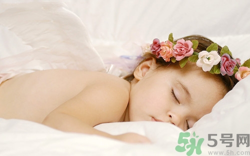 人工和試管區(qū)別在哪里？試管嬰兒的利與弊