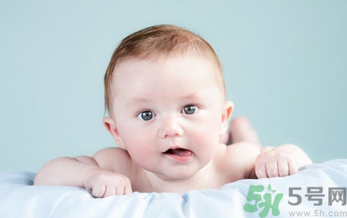 人工和試管區(qū)別在哪里？試管嬰兒的利與弊