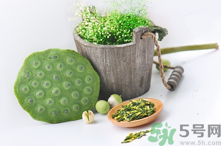 孕婦可以吃新鮮蓮子嗎?孕婦吃新鮮蓮子對(duì)胎兒好嗎 孕婦可以吃新鮮蓮子嗎?孕婦吃新鮮蓮子對(duì)胎兒好嗎