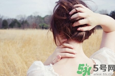 夏天曬黑了多久恢復(fù)？夏天曬黑了怎么白回來？