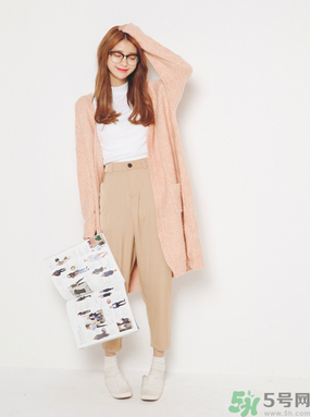 針織衫什么顏色好看？針織開衫什么顏色百搭？