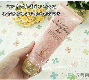 ahc去角質啫喱怎么樣？ahc去角質好用嗎？