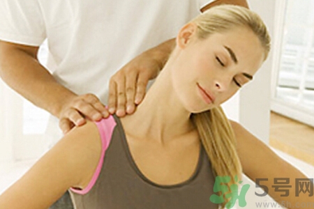 脖子疼可以拔火罐嗎？脖子疼拔火罐有用嗎？