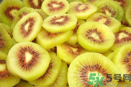 獼猴桃紅心黃心綠心哪個(gè)最好？黃心獼猴桃和紅心獼猴桃的區(qū)別