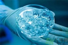 玻尿酸可以直接抹臉嗎?玻尿酸抹臉有效果嗎? 玻尿酸可以直接抹臉嗎?玻尿酸抹臉有效果嗎?