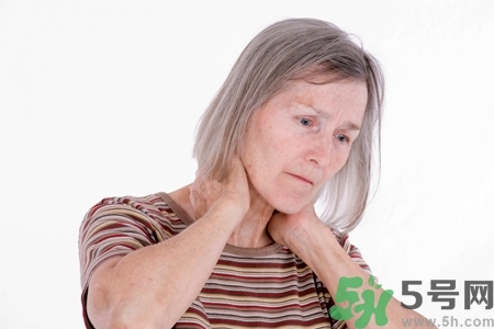 老人脖子酸痛怎么回事？老人脖子酸痛怎么辦？