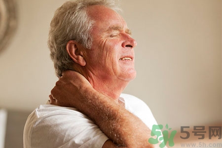 老人脖子酸痛怎么回事？老人脖子酸痛怎么辦？