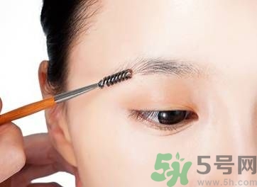 修眉刀可以帶上飛機(jī)嗎?修眉刀可以托運嗎? 修眉刀可以帶上飛機(jī)嗎?修眉刀可以托運嗎?