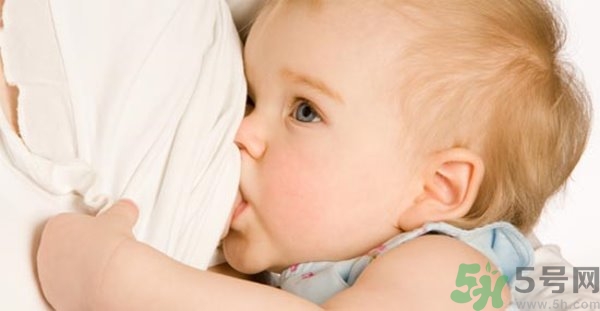 母乳喂養(yǎng)多久喂一次？母乳喂養(yǎng)注意事項
