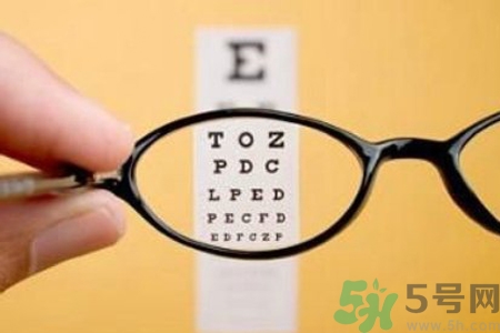 眼睛視力模糊是怎么回事？眼睛視力模糊是怎么辦？