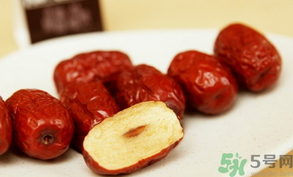 紅棗放久了還能吃嗎？紅棗放久了還可以吃嗎？