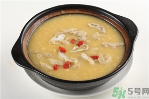 豬大腸的營養(yǎng)價值 豬大腸的功效與作用 豬大腸的營養(yǎng)價值 豬大腸的功效與作用