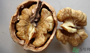 干核桃可以放冰箱嗎？干核桃放冰箱可以放多久？