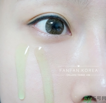 ahc小綠瓶精華怎么用？ahc膠原蛋白精華使用方法