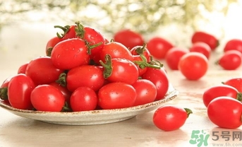 櫻桃番茄的功效與作用 櫻桃番茄的營養(yǎng)價值 櫻桃番茄的功效與作用 櫻桃番茄的營養(yǎng)價值